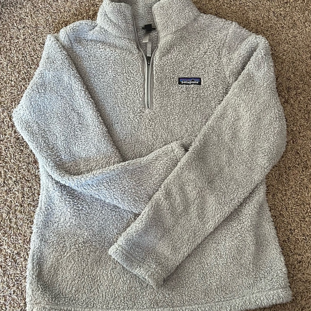 Patagonia Light Gray Sherpa Quarter-Zip Pullover